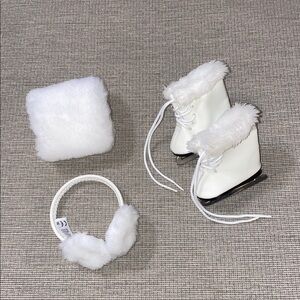 American Girl Molly’s Skates and Muffs